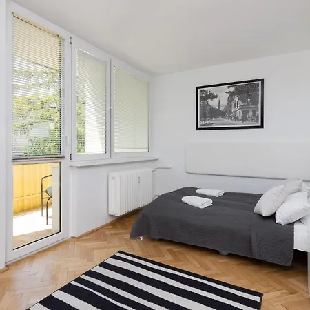 Apartment With Balcony 300 M To The By Renters *