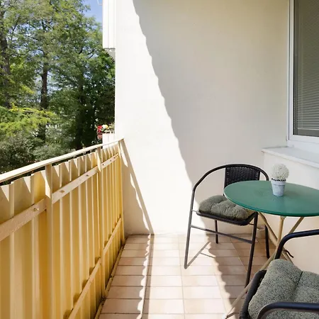 With Balcony 300 M To The By Renters * Zoppot