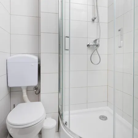 Apartment With Balcony 300 M To The By Renters